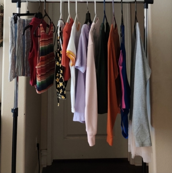 USED BUNDLE Of Forever 21 Clothes - Picture 2 of 2